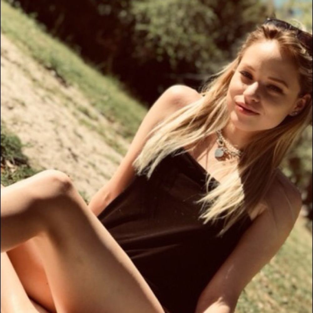 Meet your Posher, Lexi